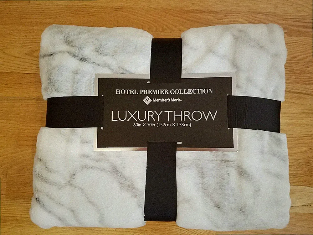 Luxury Throw Marble White Grey Soft Luxurious Warm Oversize 60x70" Plush Blanket